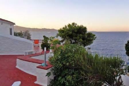 Tramontana Villa ไฮดรา ภายนอก รูปภาพ